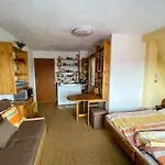 Privat Gæstehus 3*